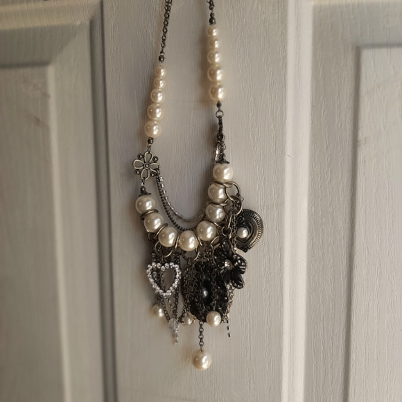 Necklace - Picture 3 of 3